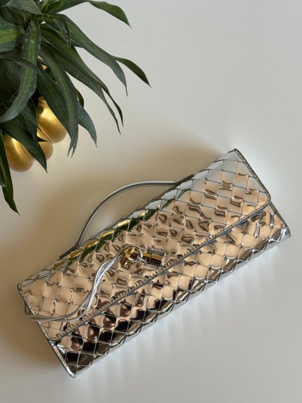 Bottega Veneta Long Andiamo clutch - Image 5