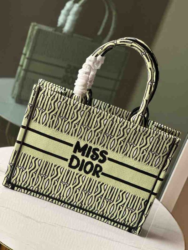 Dior Book Tote - Image 4
