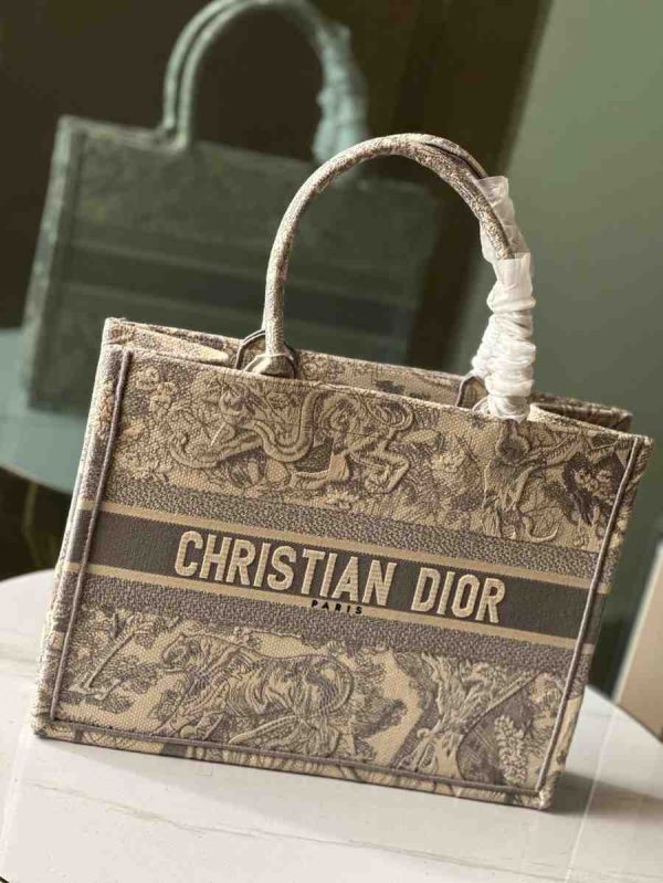 Dior Book Tote - Image 5