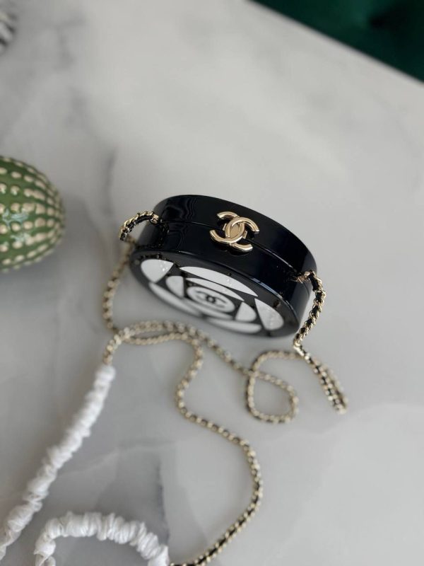 Chanel Resin Plexi CC Camellia Minaudiere Clutch - Image 2