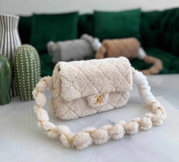 Chanel Flap Bags - Image 5