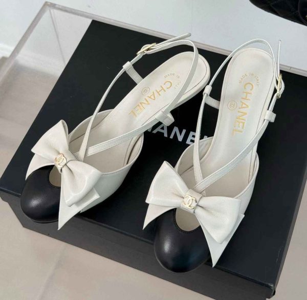 CHANEL Leather Cap Toe Bow Slingback Pumps