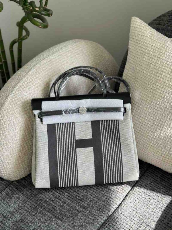 Herbag Zip 31 Bag - Hermès - Image 2