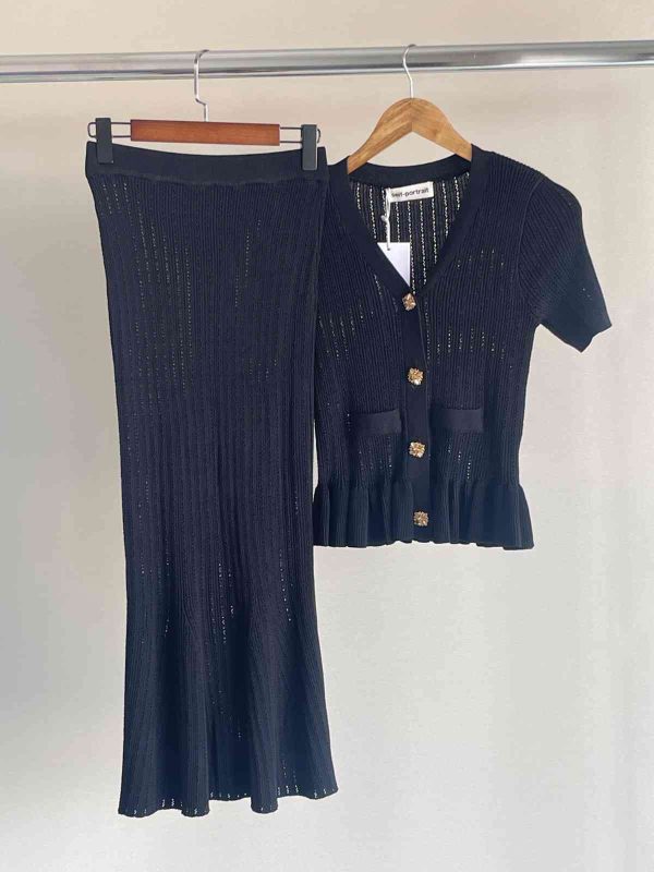 Gabrielle blue flared knitted top & skirt matching set - Image 4