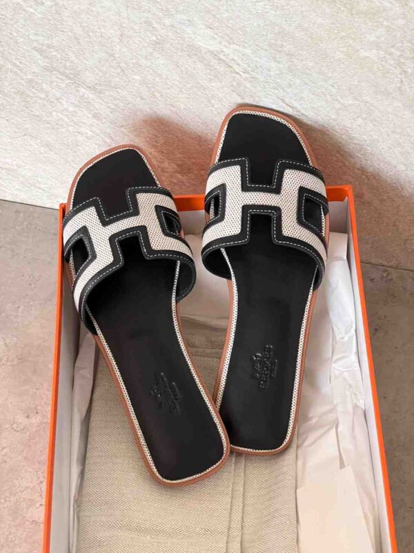 Hermes Oran New Sandals - Image 3
