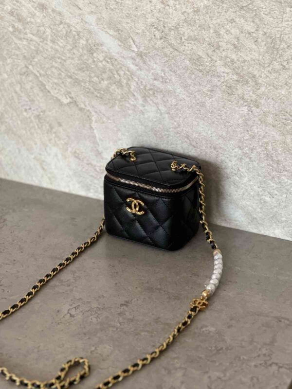 Chanel Bag Black Leather - Image 4