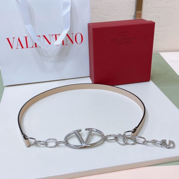 Valentino Garavani Vlogo Signature Shiny Calfskin Belt with Chain - Image 4