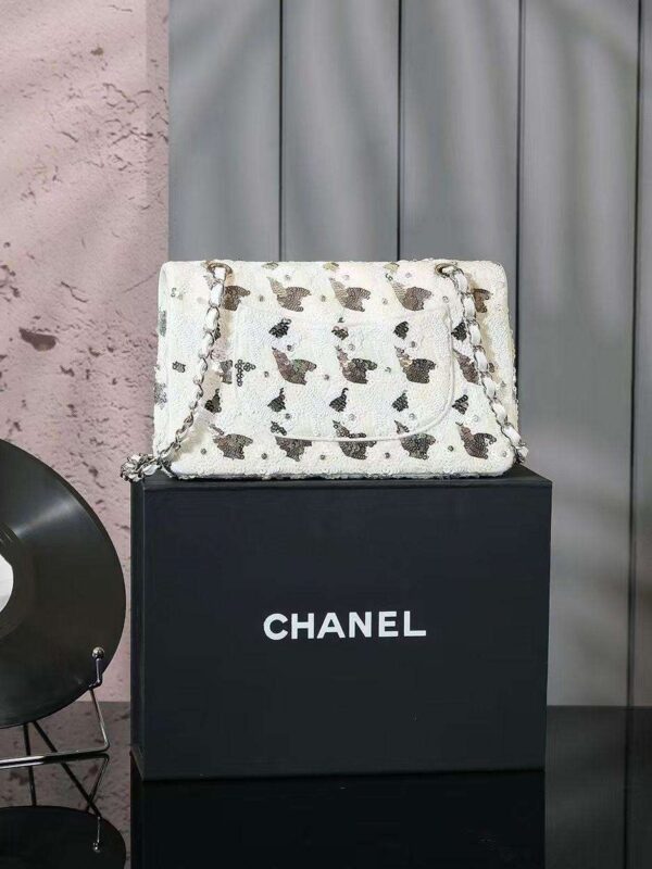 Chanel White & Silver Sequin East-West Flap Bag with Silver - Image 2