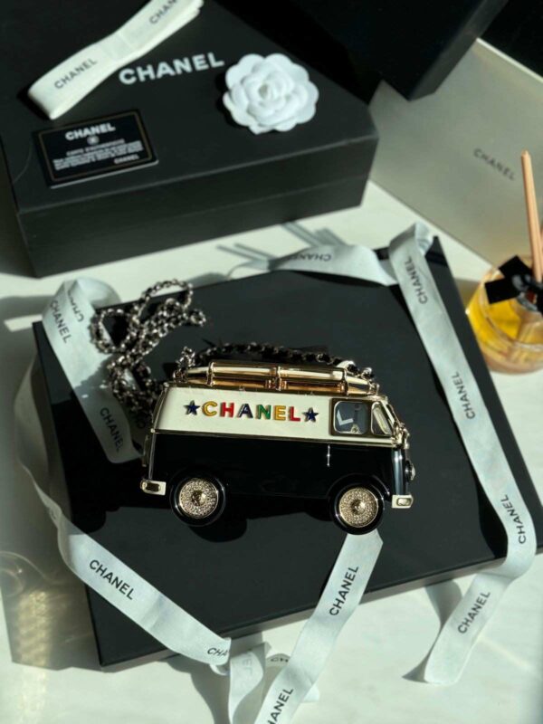 Chanel Mini Van - Image 3