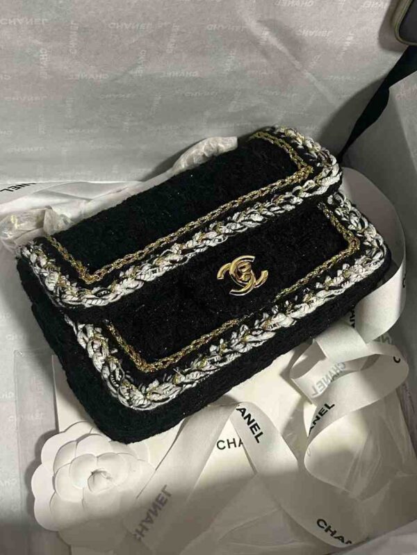 CHANEL Pre-Owned 2018 denim quilted shoulder bag women - Image 3