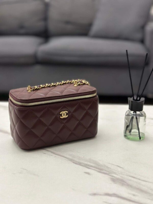 Chanel 24a vanity 17cm lambskin leather - Image 7