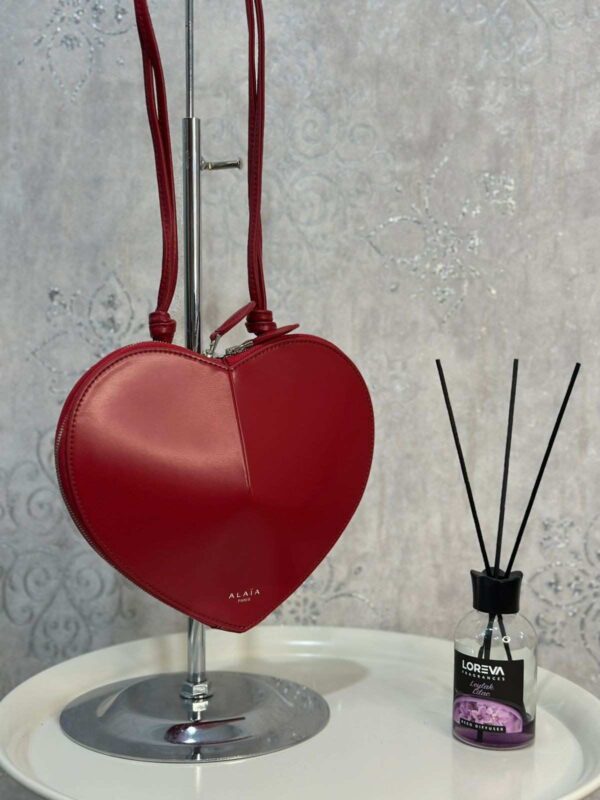Women's Alaïa Le Coeur shoulder Bag - Image 3