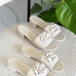 Chanel Interlocking CC Logo Leather Slides