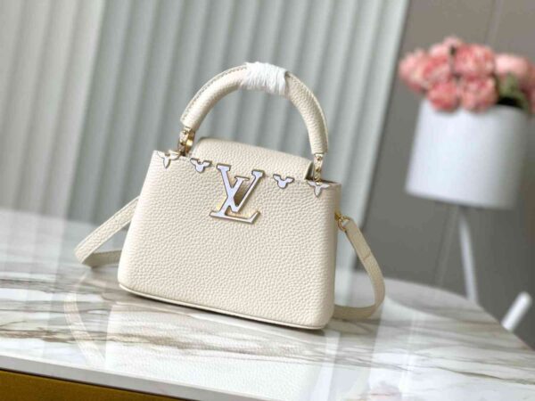 Louis Vuitton Capucines Mini - Image 3