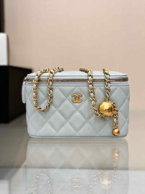 Chanel Classic Top Handle Vanity Case