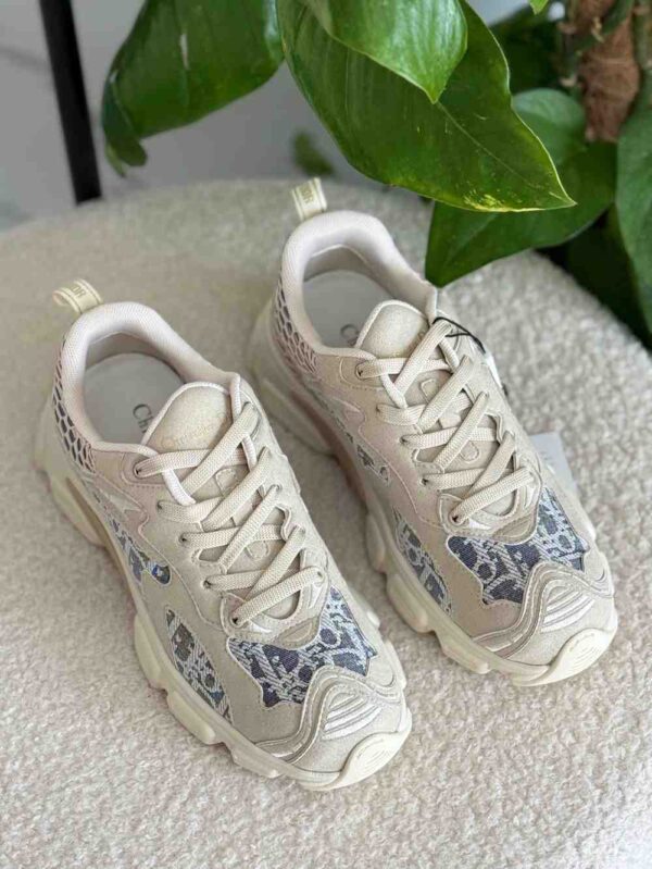 Christian Dior Vibe Sneakers - Image 2