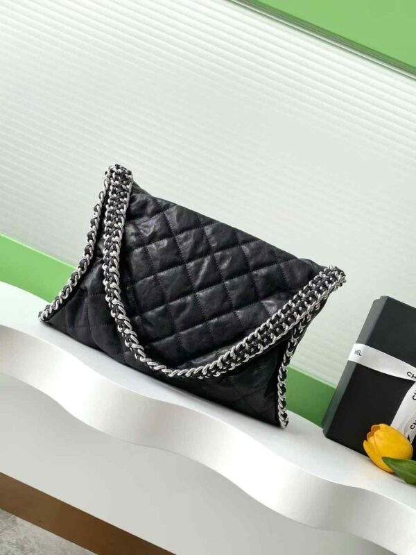 Chanel 2011 Washed Lambskin Chain Around Hobo Shoulder Bag - Image 3