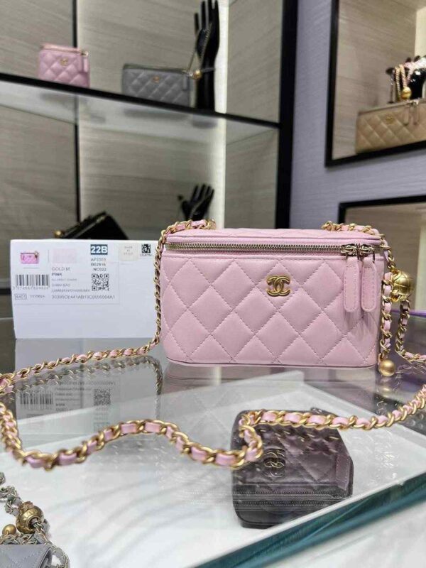 Chanel 24a vanity 17cm lambskin leather - Image 2