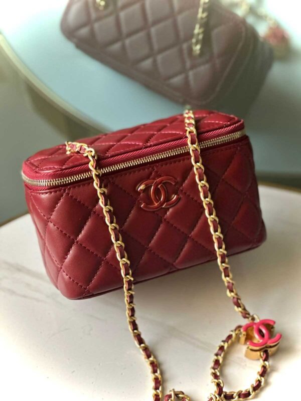 Chanel 24a vanity 17cm lambskin leather - Image 3