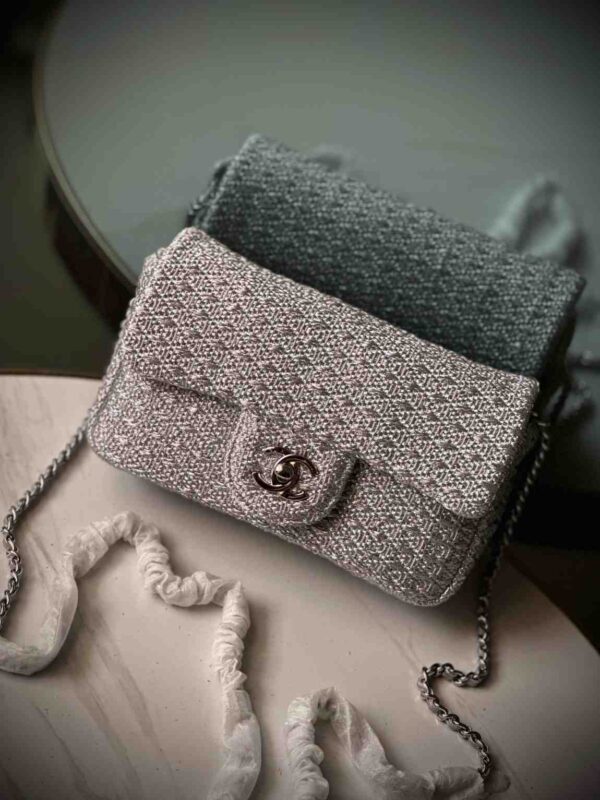 Chanel 18C Tan Ancient Greece Raffia Crochet Flap Bag - Image 3