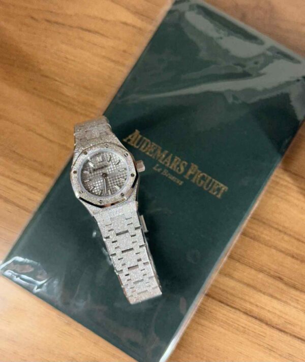 Audemars Piguet Royal Oak Mini Quartz Frosted 23 - Image 3