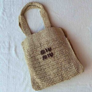 Medium logo woven tote bag in neutrals