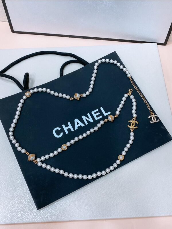 Chanel Pearl Chain Belt - Image 4
