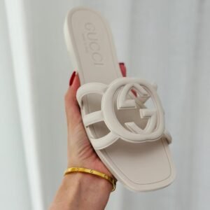 Women's Interlocking G slide sandal in white rubber