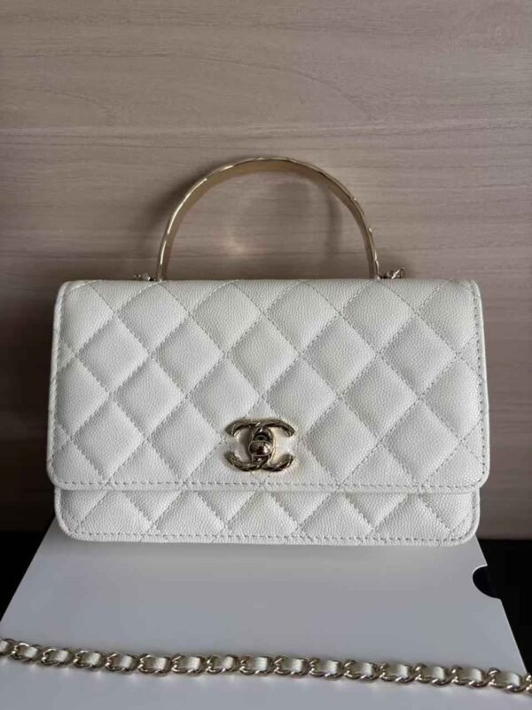 CC 25P Wallet Woc Handle 19cm White Leather Silver
