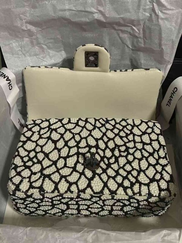 Chanel black and white limited edition print bag - Image 4