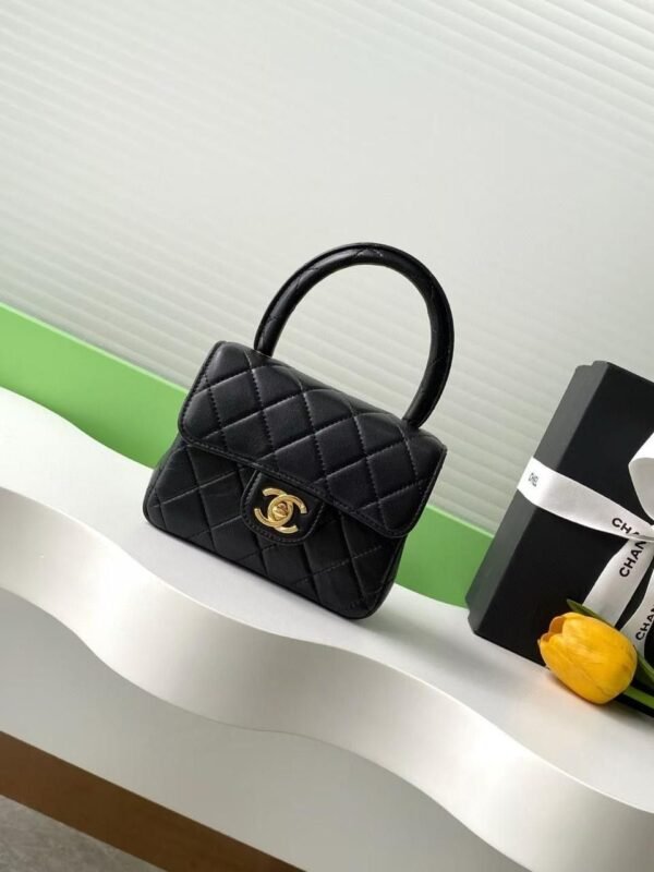CHANEL Pre-Owned 1991-1994 Mini Classic Flap Handbag