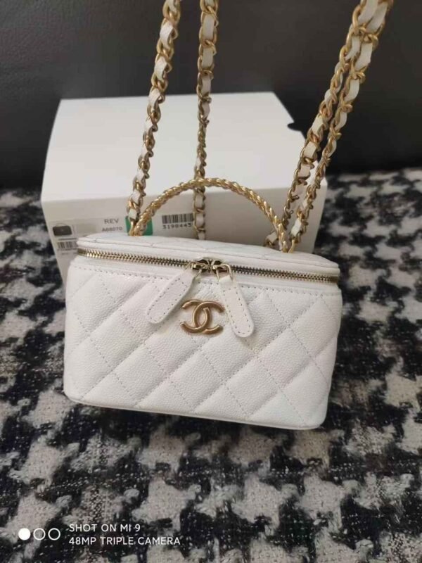 Chanel Quilted Caviar Leather Cc Long Vanity Case - Image 14