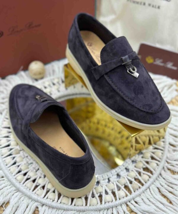 Loro Piana Summer Walk - Image 3