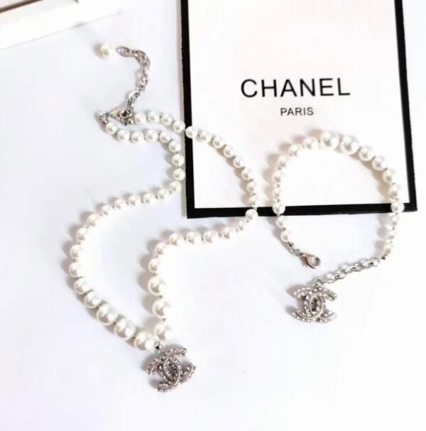 Chanel CC crystals and pearls long necklace - Image 2