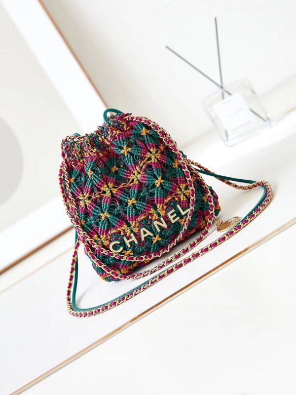 Chanel 22 mini mini bag