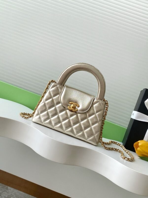 Chanel Kelly Top Handle Bag - Image 5