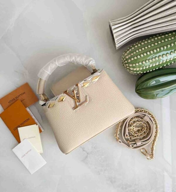 Louis Vuitton Capucines