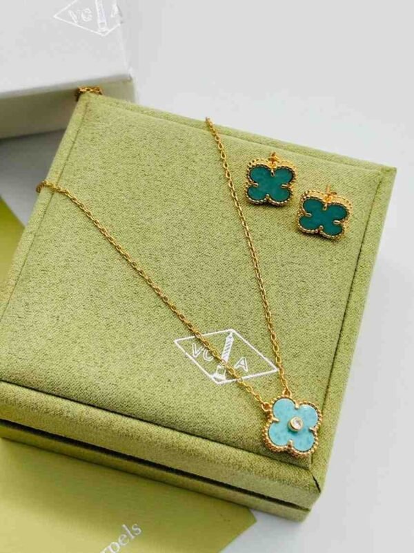 Van Cleef & Arpels Vintage Alhambra Necklace - Image 3