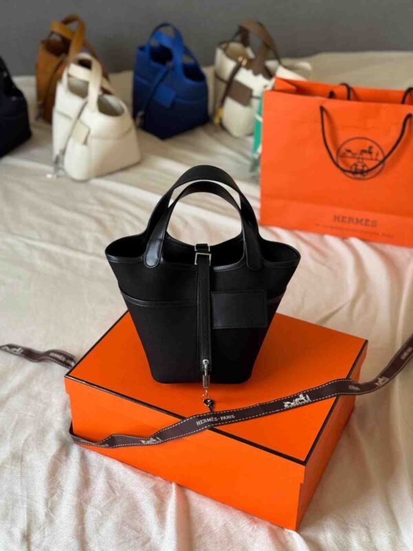 Picotin Lock 18 Bag - Hermès - Image 8