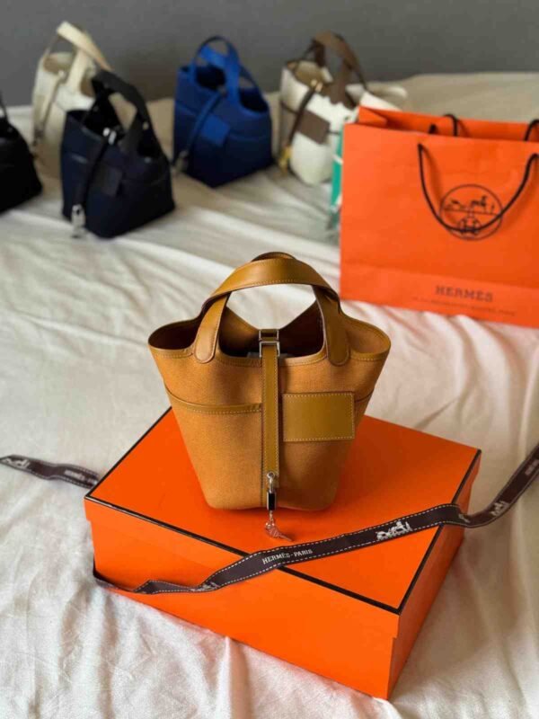 Picotin Lock 18 Bag - Hermès - Image 4