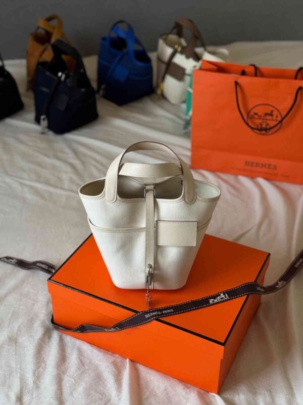 Picotin Lock 18 Bag - Hermès - Image 7
