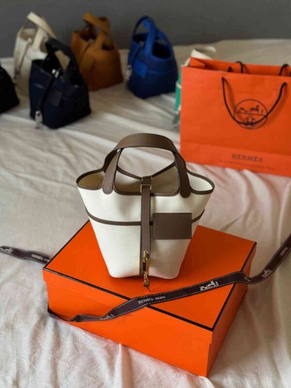 Picotin Lock 18 Bag - Hermès - Image 2