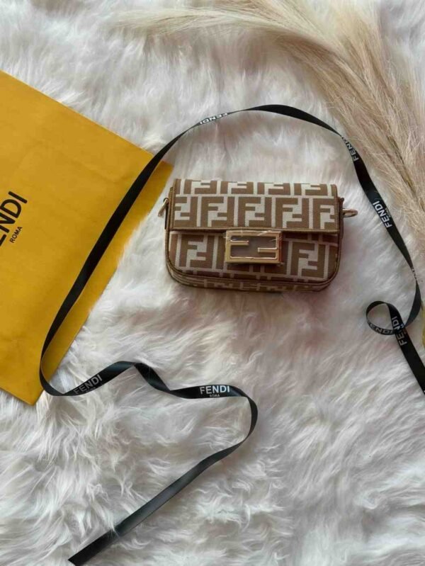Fendi Baguette - Image 2