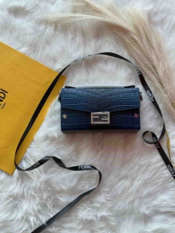 Fendi Baguette - Image 5